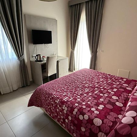 Bed And Breakfast Aereoparking Nápoly Kültér fotó